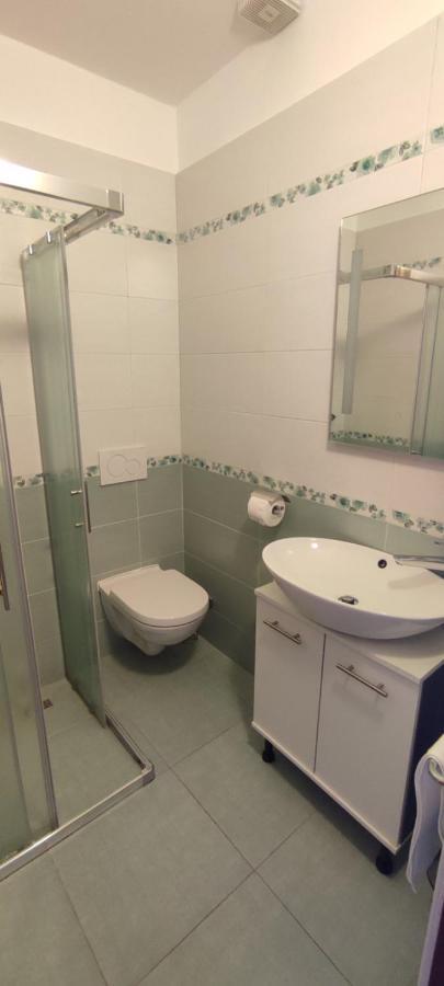 Bed and Breakfast Sobe Bukaleta Loznati Exterior foto
